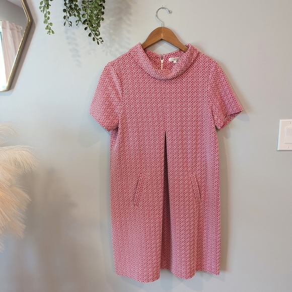 Tyler Boe Dresses & Skirts - Tyler Boe Pink and White Geometric Dress